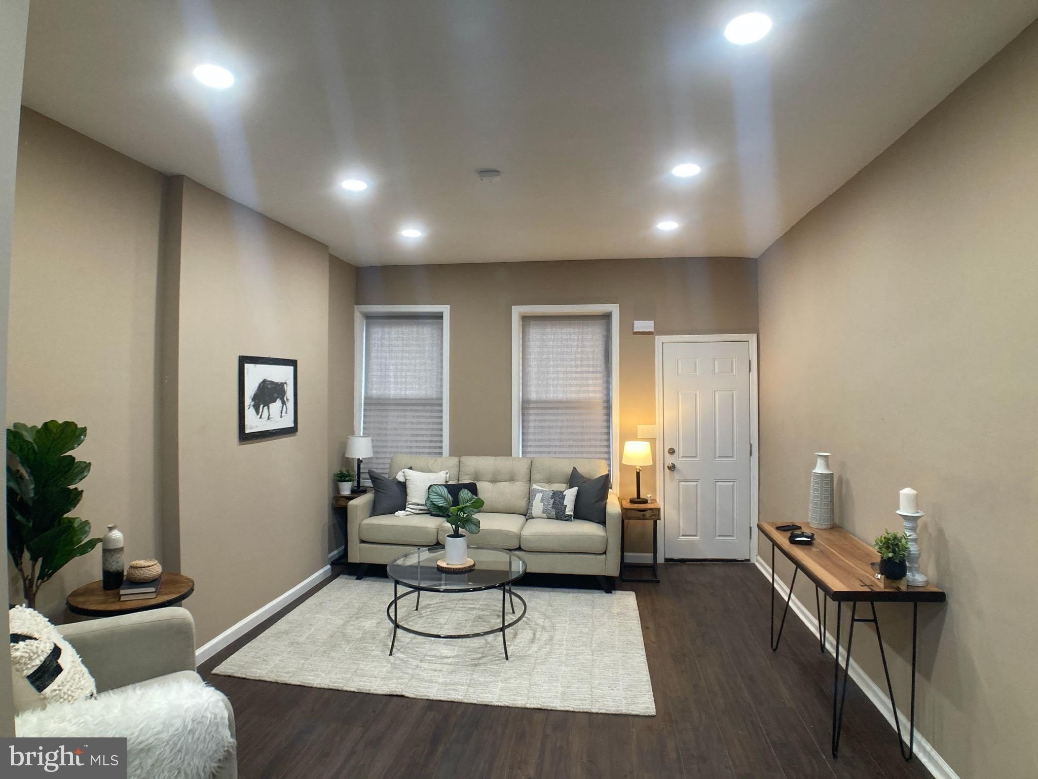 2060 E Orleans St – photo 5