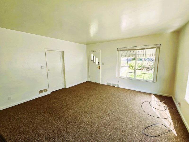 732 S McClelland St – photo 2
