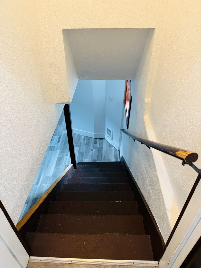 12 S Elm St unit Unit B – photo 3