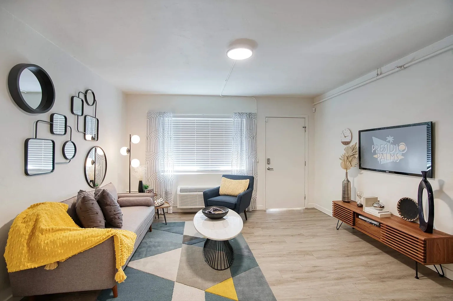 Presidio Palms Apartments – photo 4