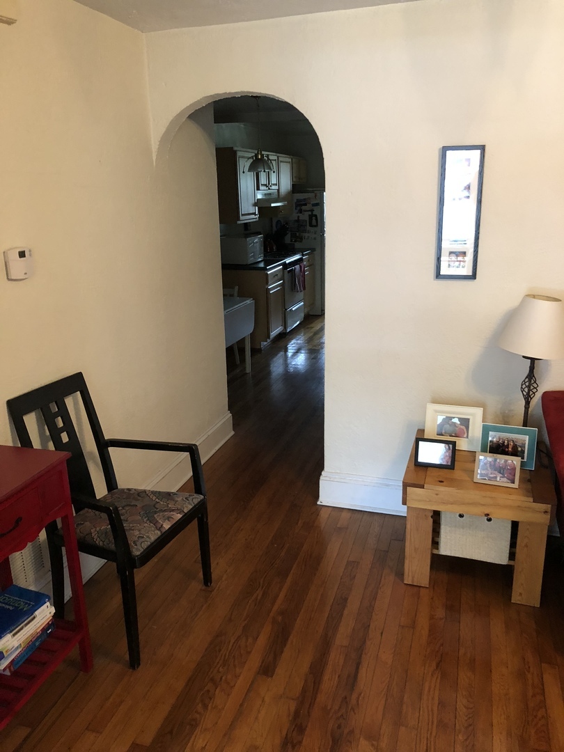 3415 Stuart Ave unit Apt #1st Flr – photo 5