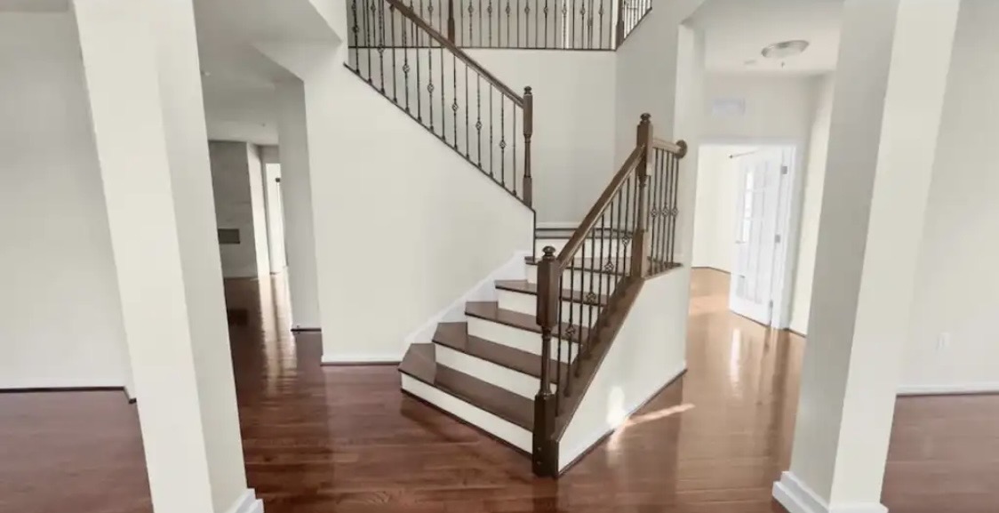 10185 Warfield St – photo 2