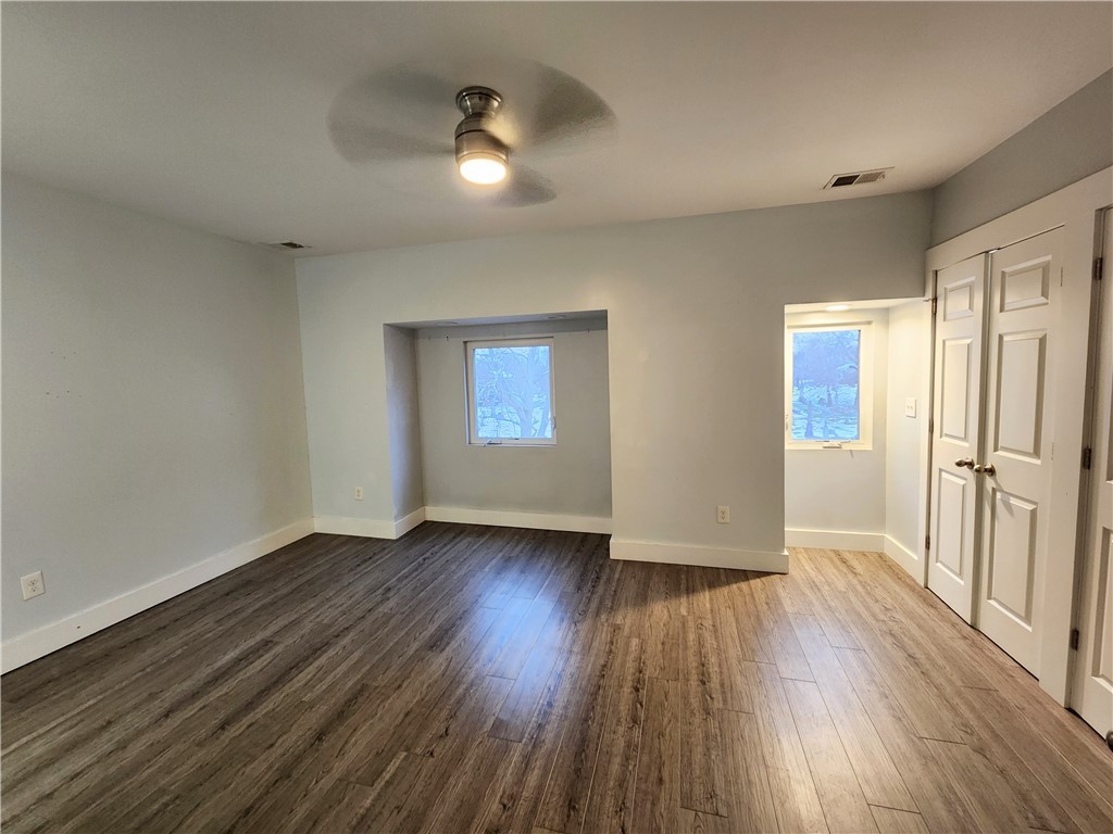 4552 Penn Ave unit 3 – photo 2