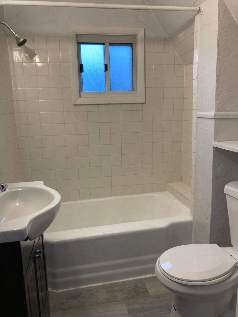 1330-1332 Pritchard St unit 1332 Pritchard Street Unit 3 – photo 4