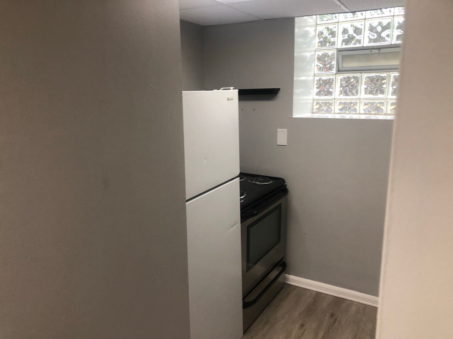 125 Roup Ave unit Apt. 4 – photo 2