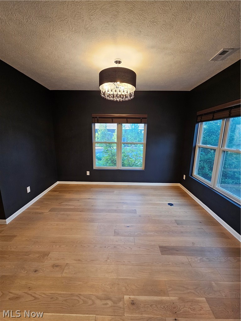 31 Ashbourne Dr – photo 4