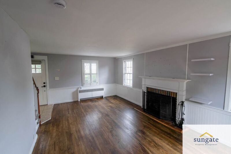 7023 Deerfield Rd – photo 4