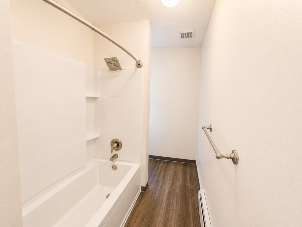7456 E Huntington Dr unit 5 – photo 2