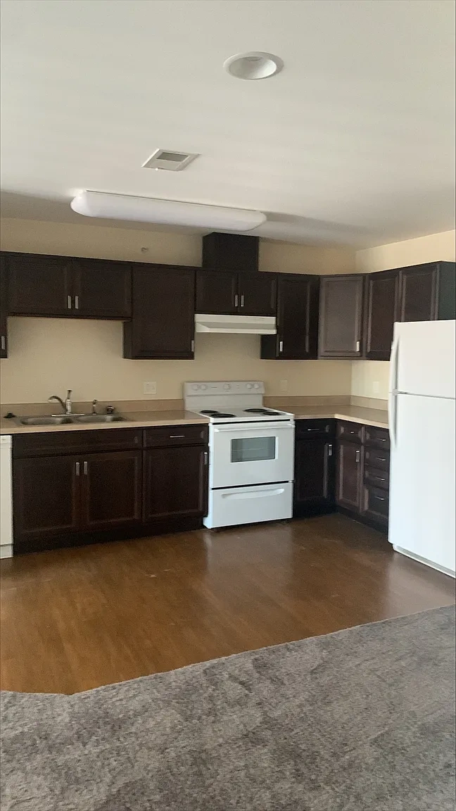 Center City Senior Residence – photo 2