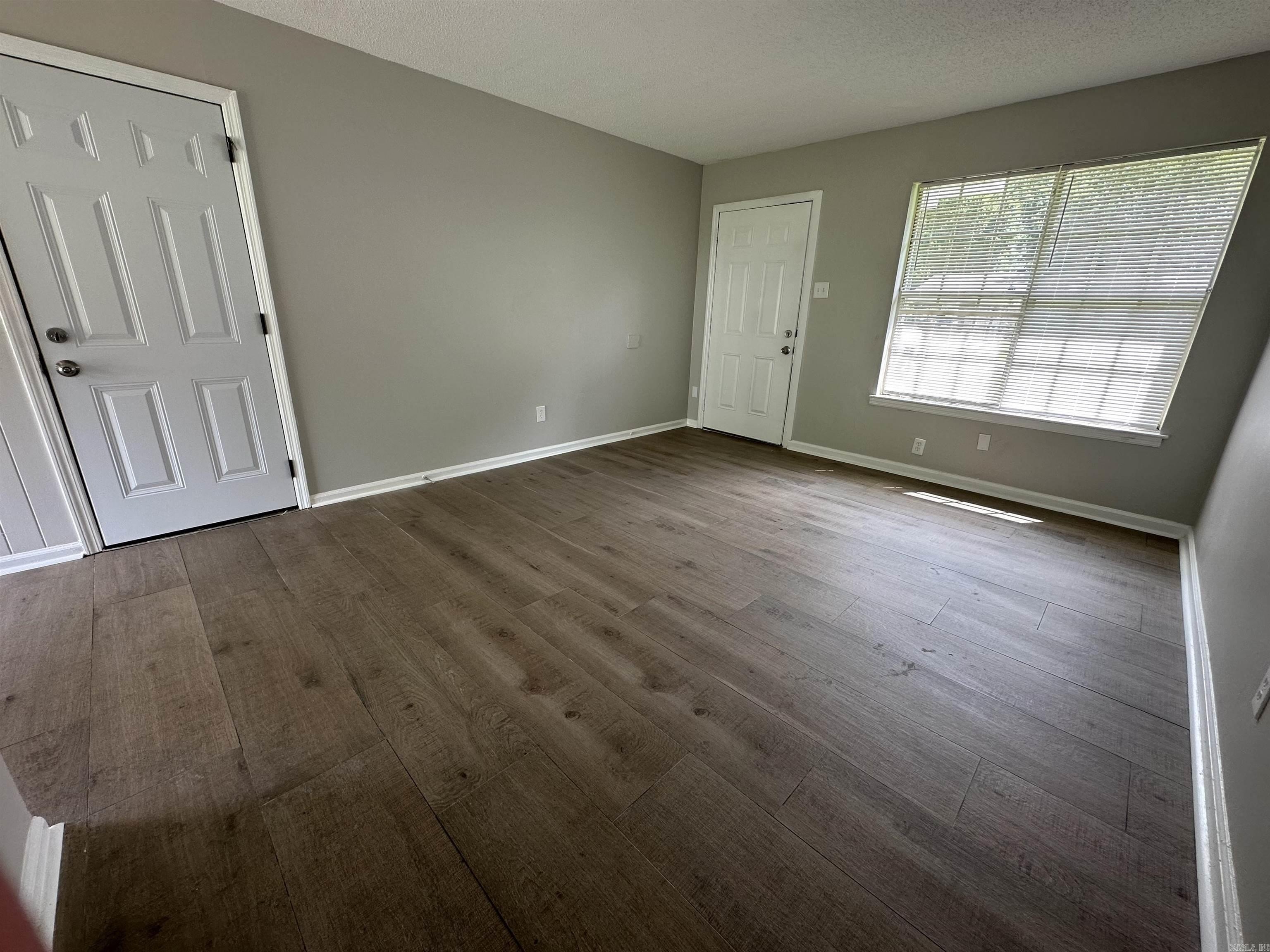 9220 Ricky Ln – photo 3