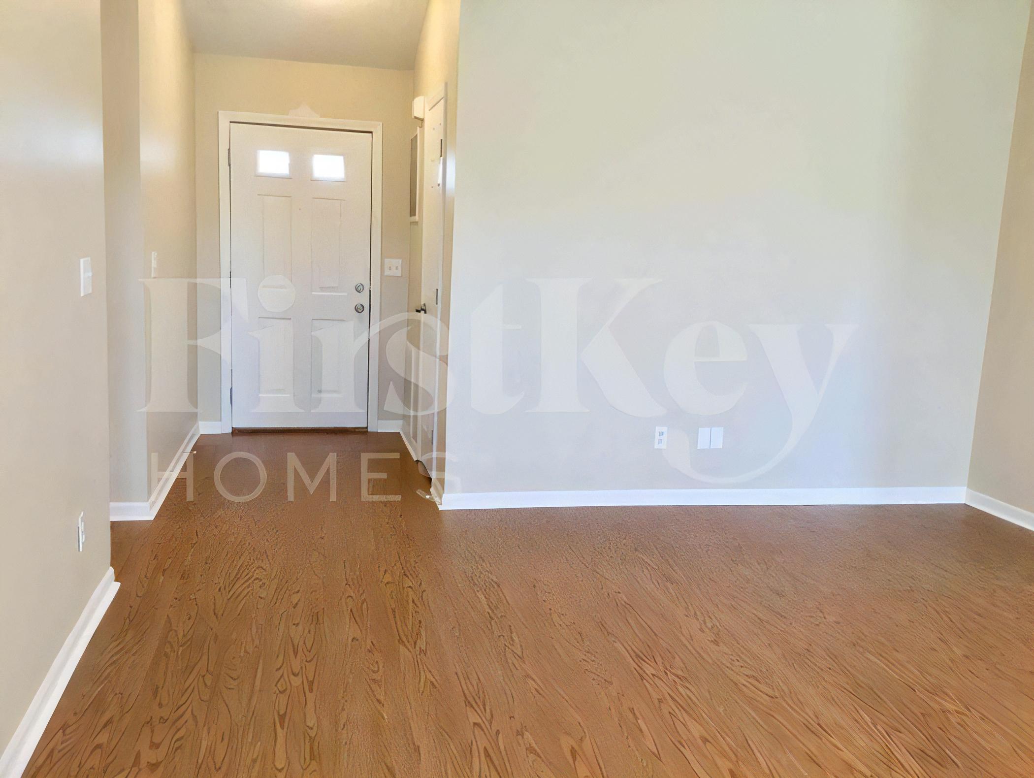 687 Bobolink Ct – photo 4