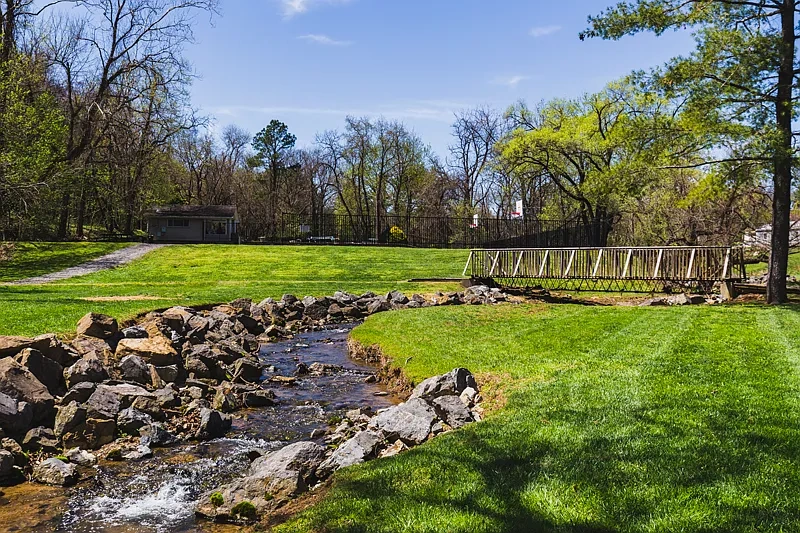 Salem Wood Apartments – photo 1