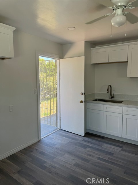1124 Ramona Ave N – photo 2