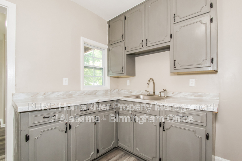 208 22nd St SW – photo 4