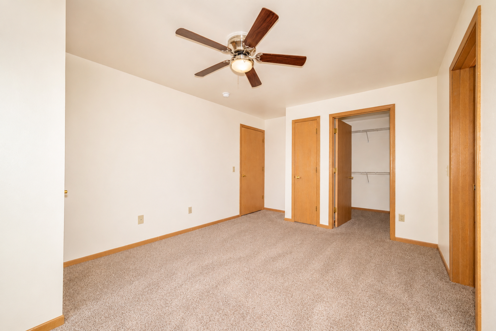 1609 N Thompson Dr – photo 4