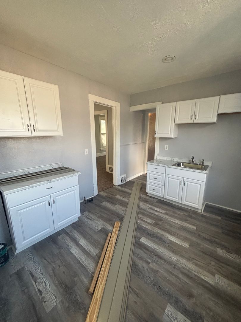 3457 E 149th St – photo 2