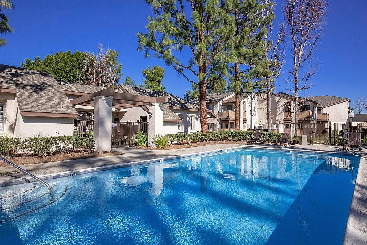 Mountain View Apartment Homes – photo 2