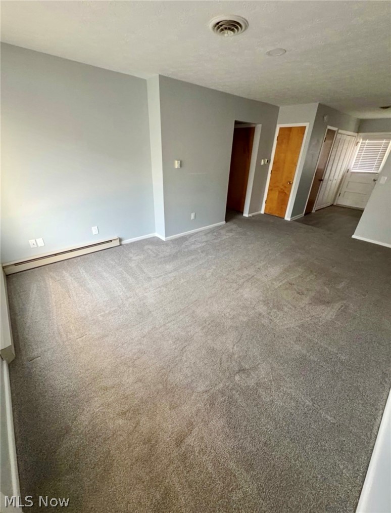 156 Ohio Ave unit 15 – photo 2