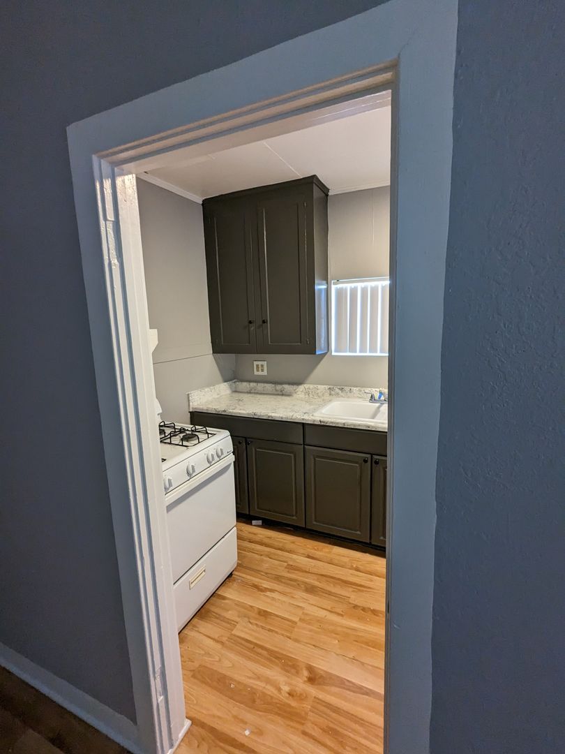 34672 Avenue E unit #8 – photo 2