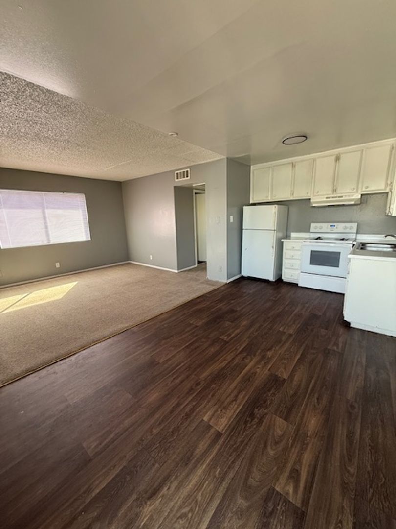 737 Lilly Ln unit 14C – photo 1