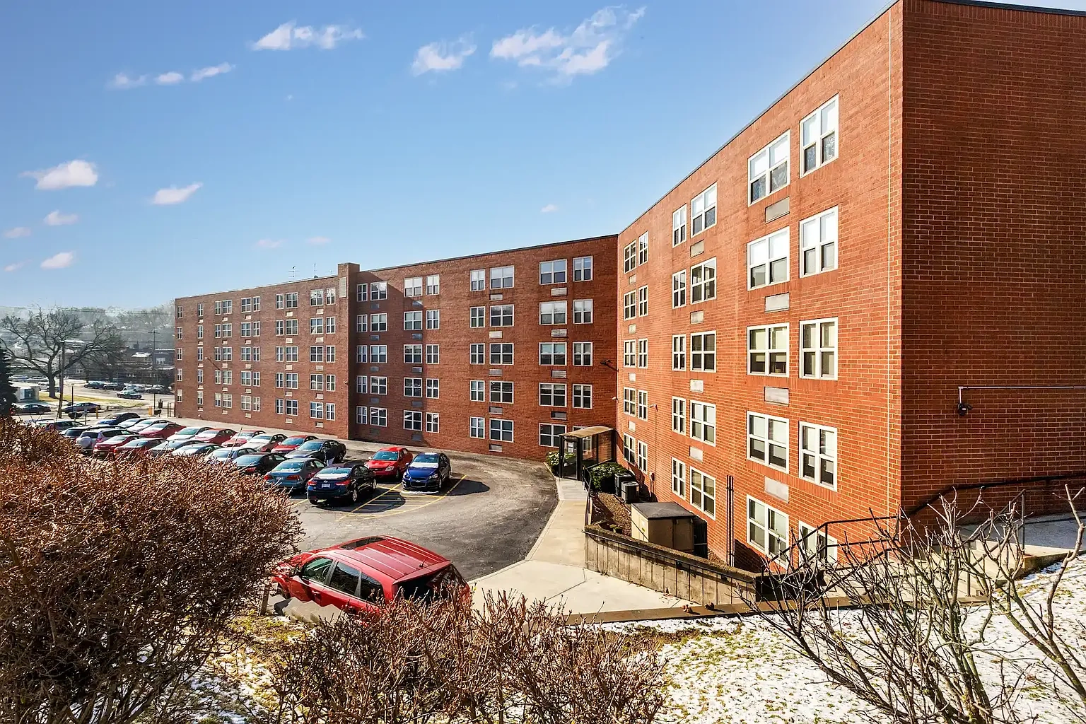 Forward Shady Apartments – photo 3