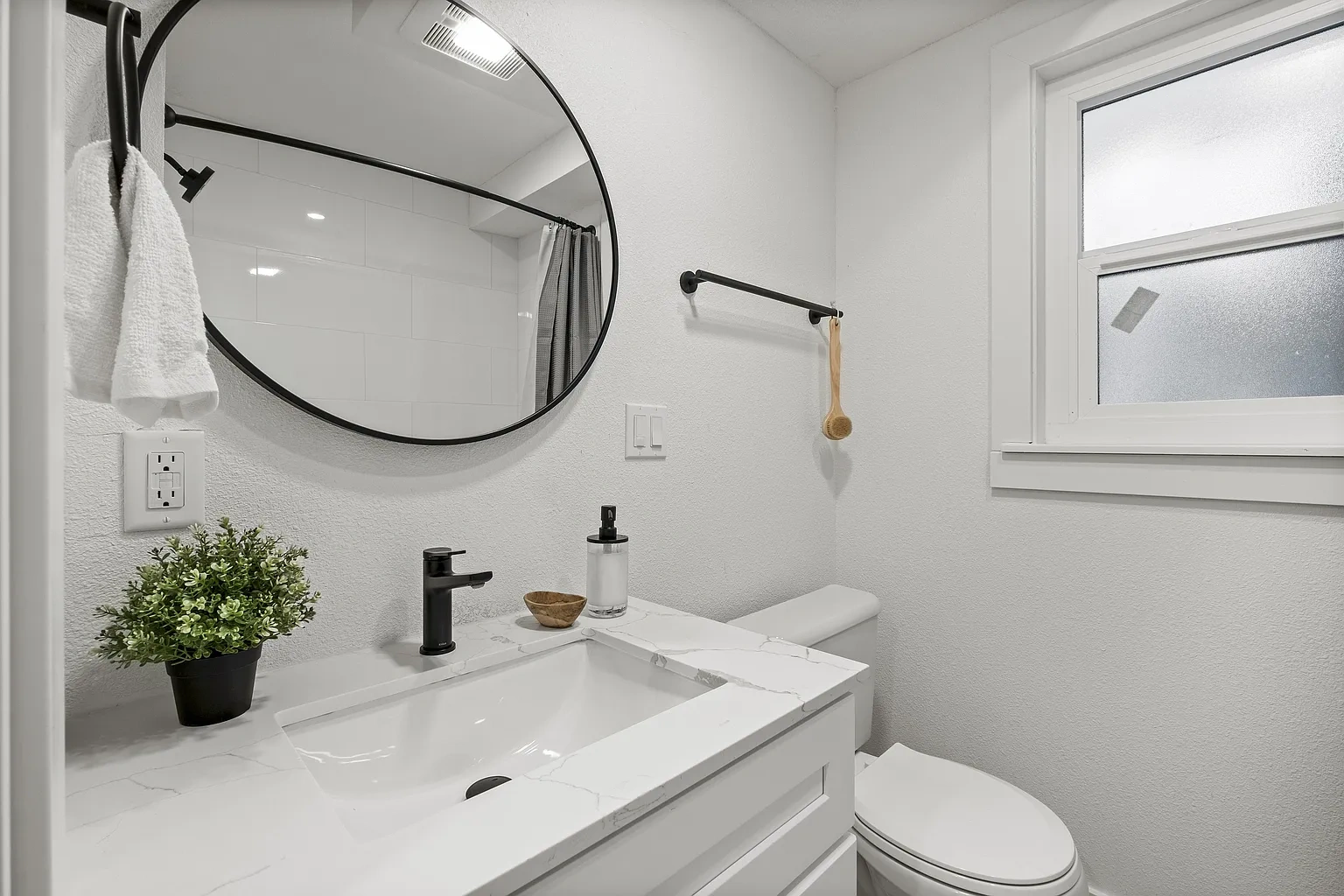 2430 Prospect – photo 5