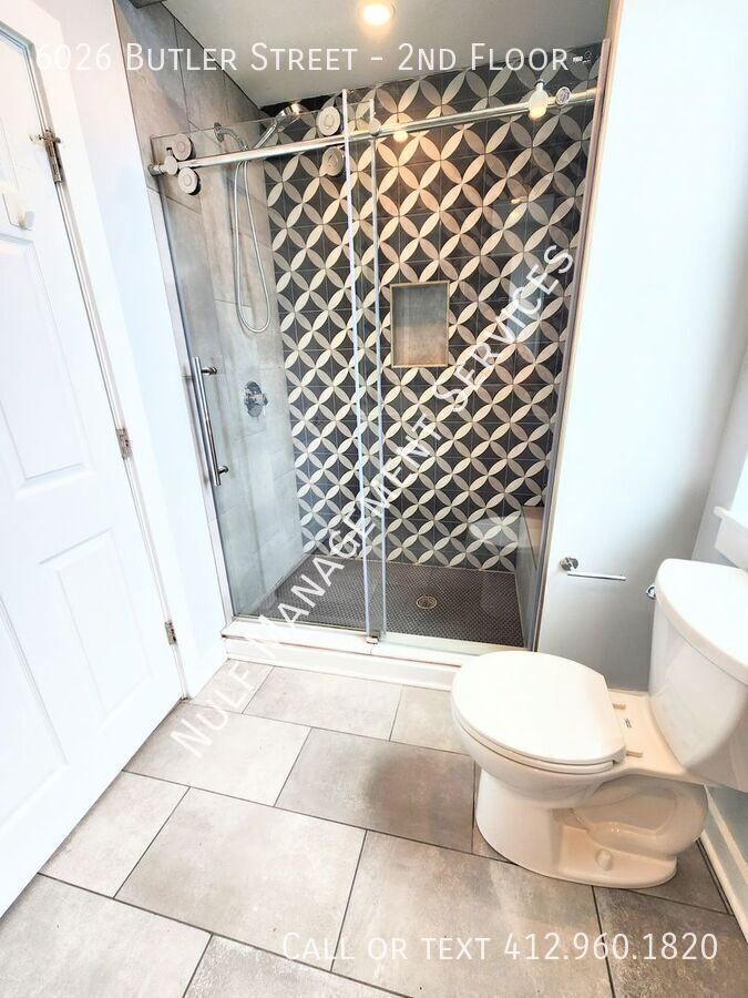 6026 Butler St – photo 5