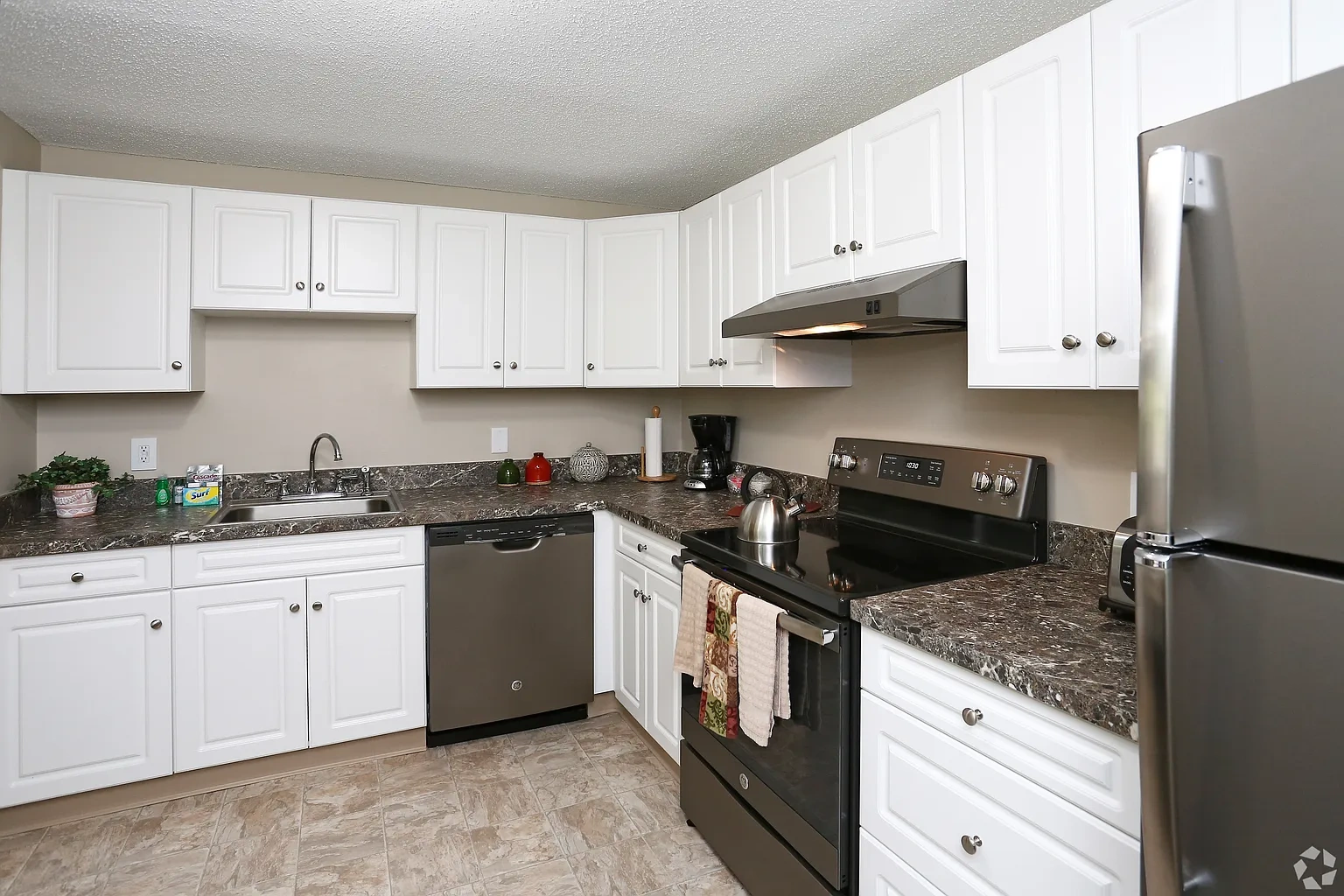 Ridgefield Apartments – photo 4