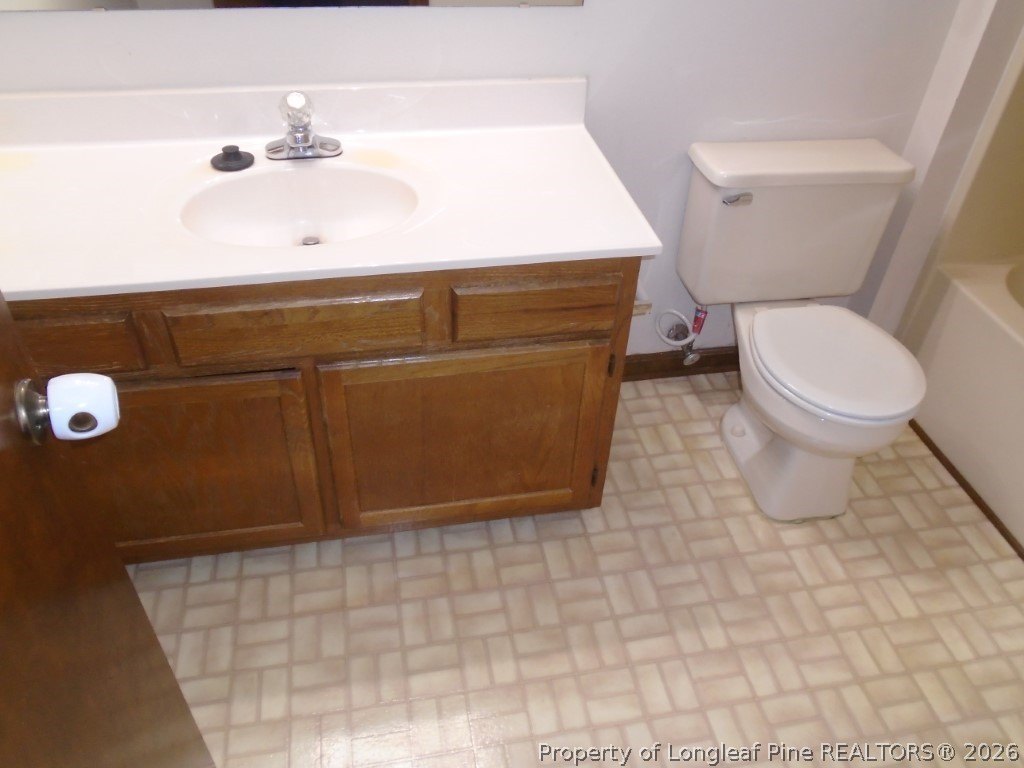5906 Notblake Ave – photo 4