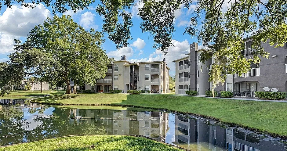The Summit at Sabal Park Apartments – photo 4