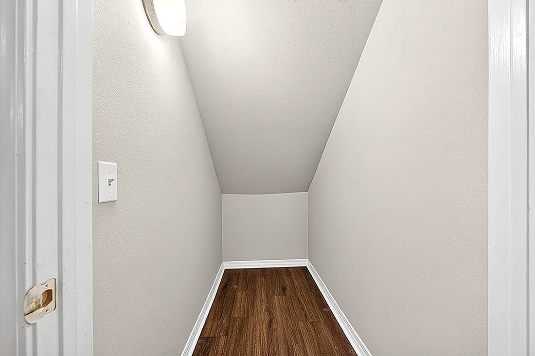 Chamberland Square Apartments – photo 4