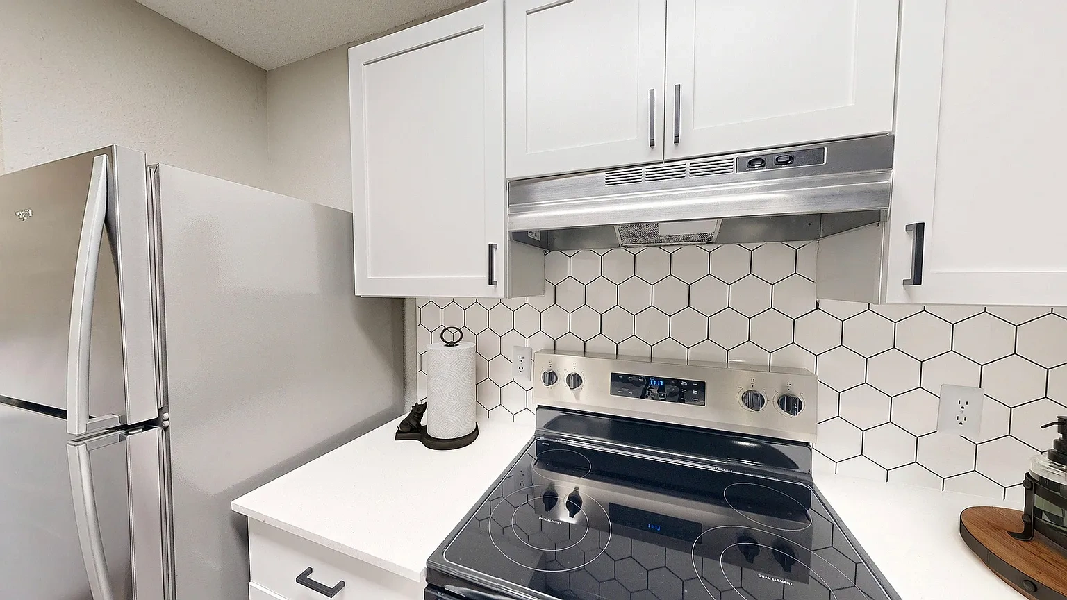 The 1800 at Barrett Lakes Apartments – photo 4
