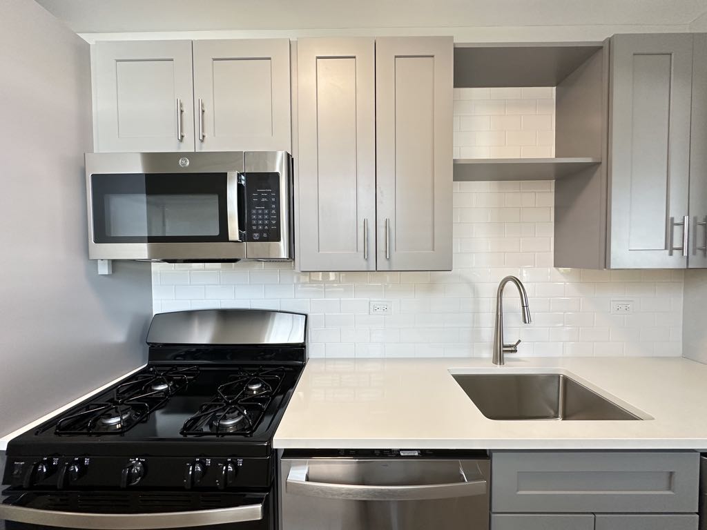 368 Hazel Ave unit B10 – photo 4