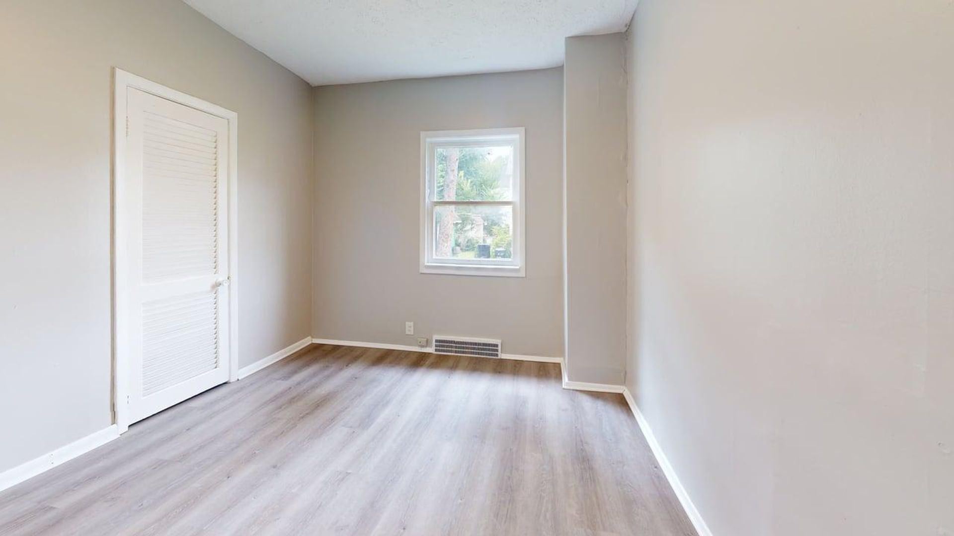 888 Rondel Rd unit Unit 1 - Down – photo 5