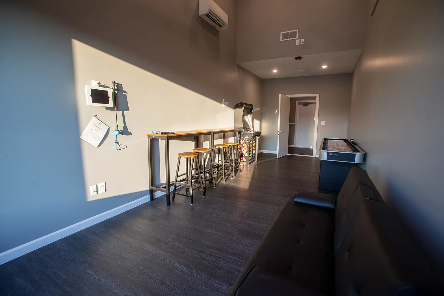 Latitude 40 Flats – photo 1
