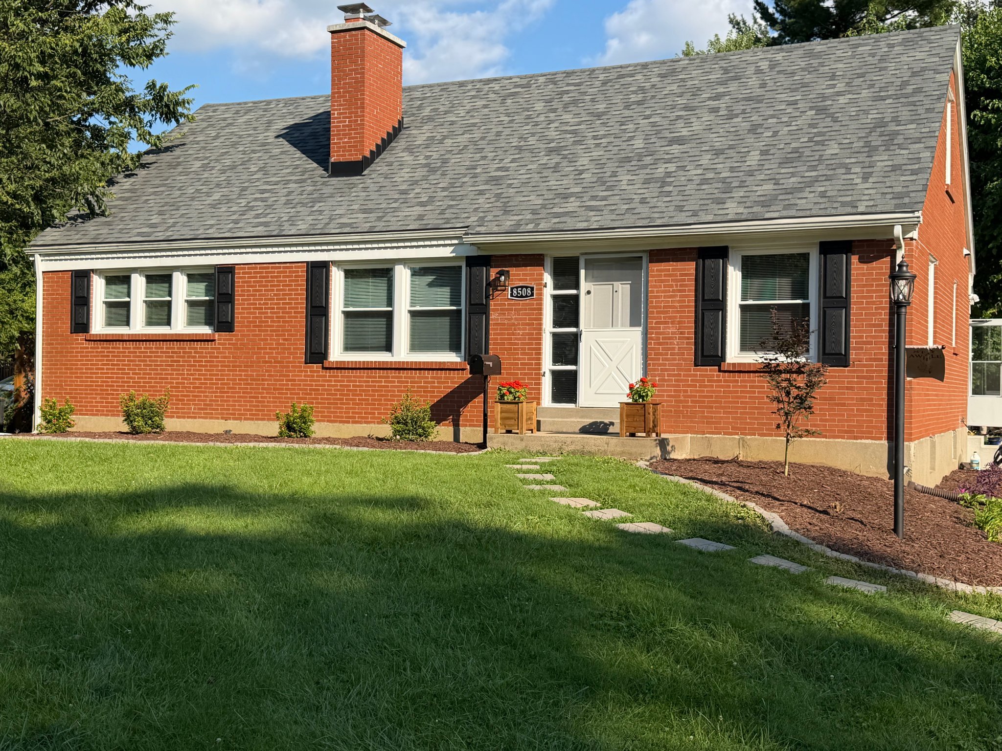 8508 Perry Rd – photo 1