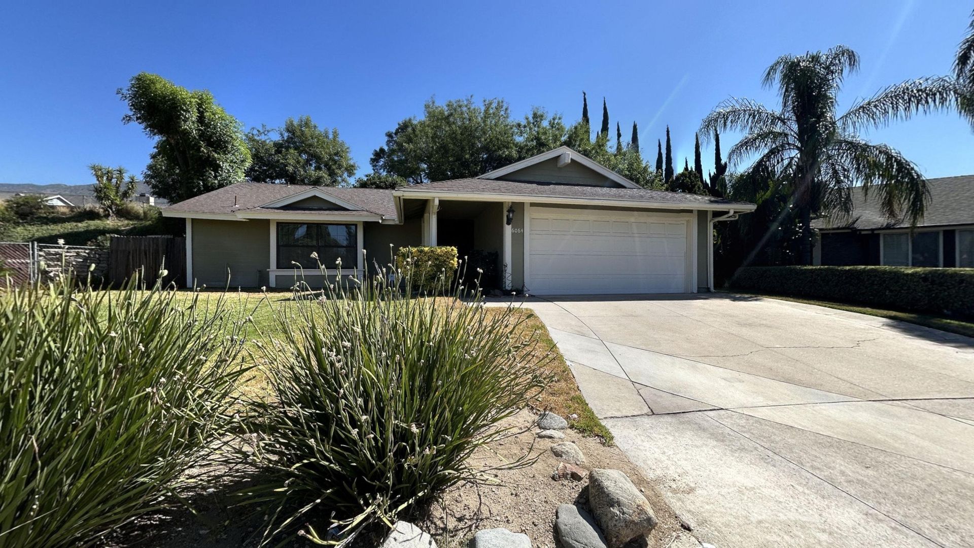 6064 Laura Ln – photo 1