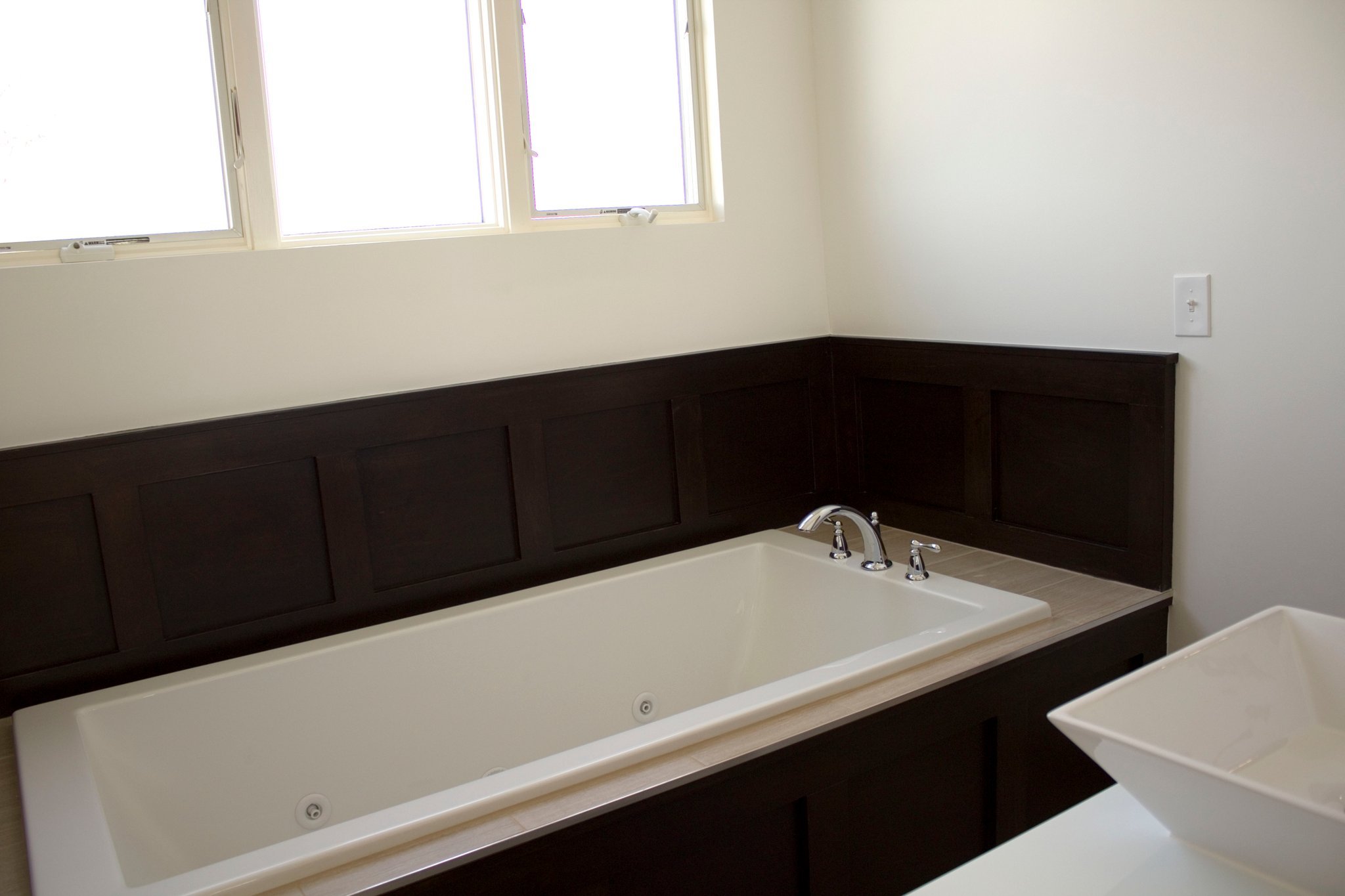1245 W 69th St unit Up – photo 4
