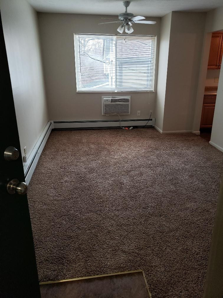 120 Riverside Ct unit 32 – photo 2