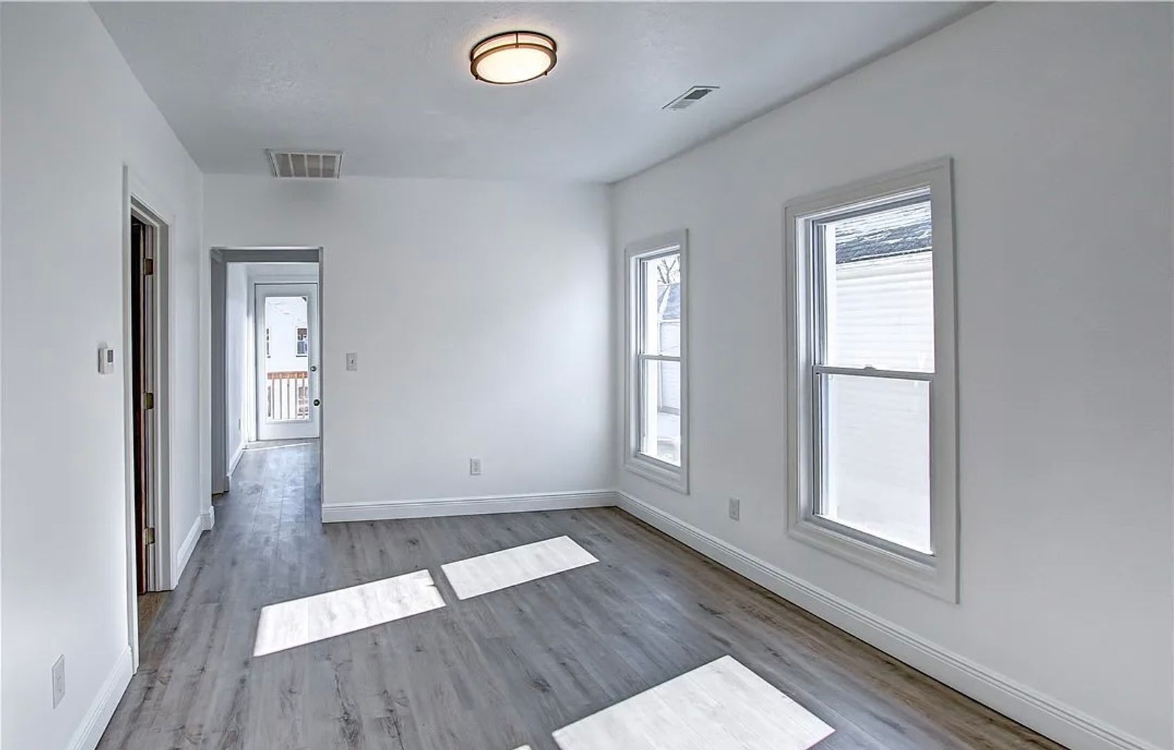 1308 W 87th St unit Up – photo 3