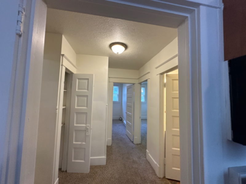 304 Central Ave unit Apt 3 – photo 3