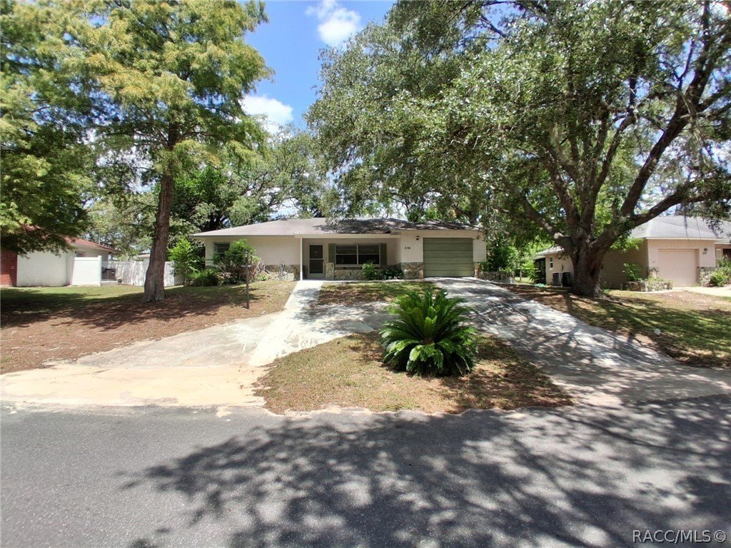 230 S Fillmore St – photo 1