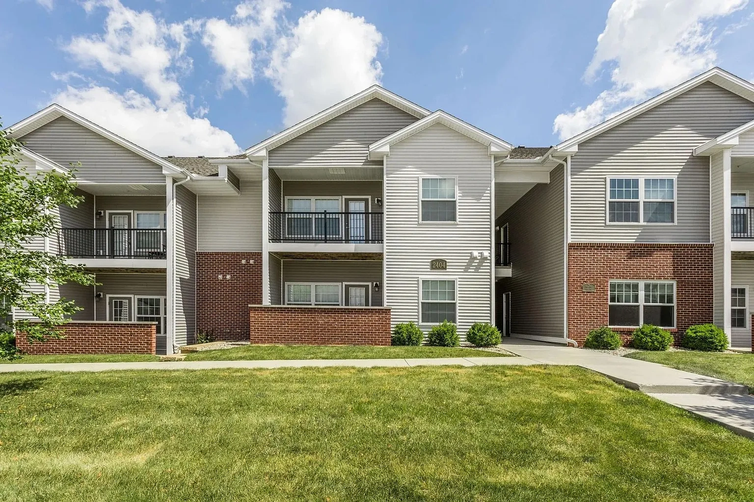 Windsor West – photo 4