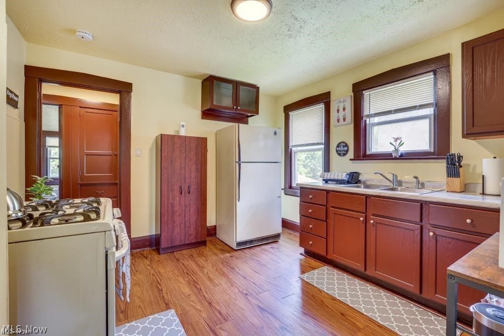 440 Ferndale Ave – photo 5