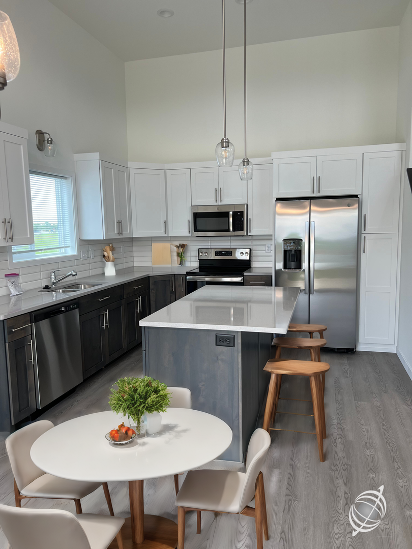 915 46th Ave S – photo 1