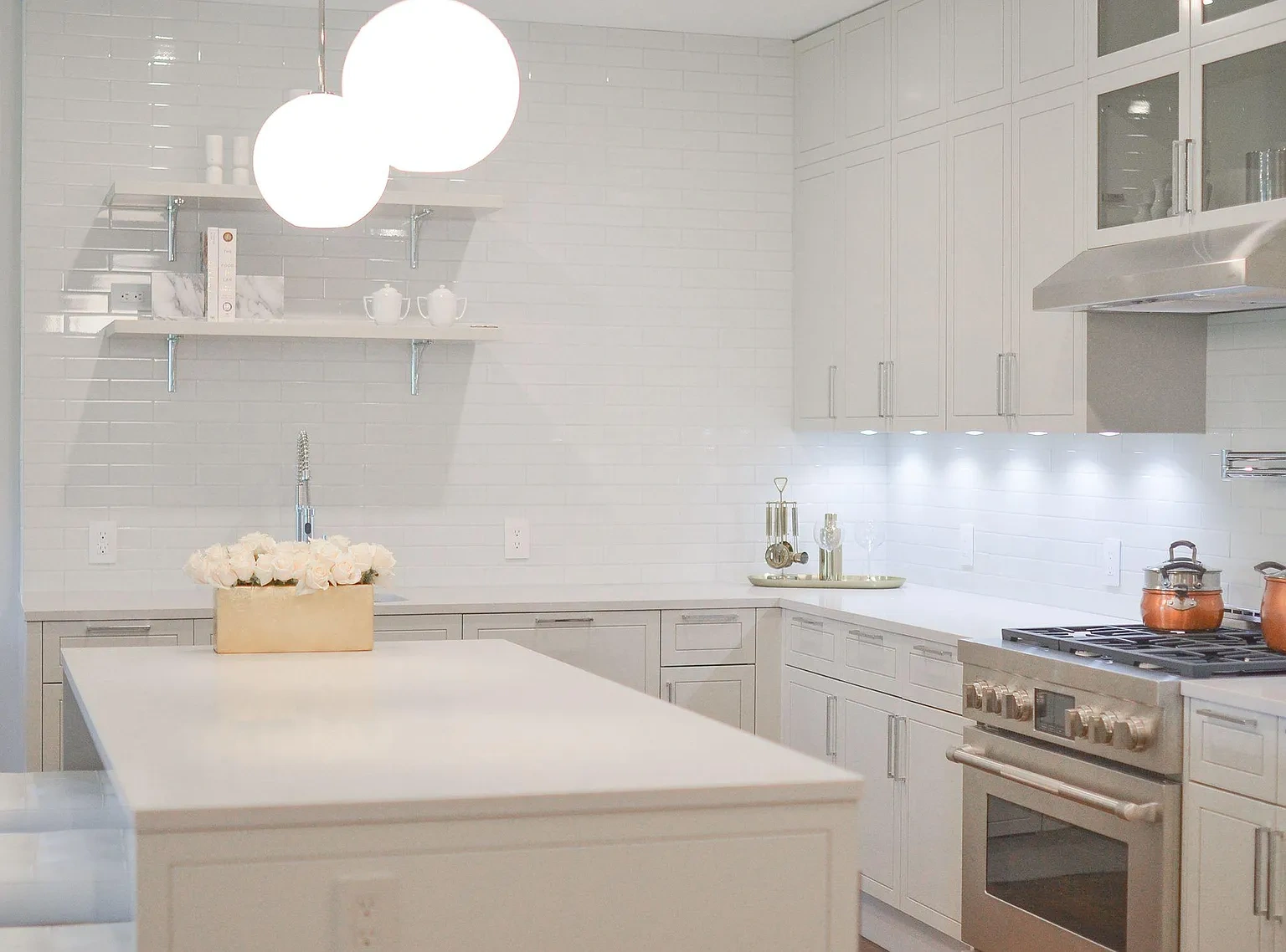 372 9th Luxury Rentals – photo 5