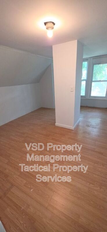 1583 E 84th St – photo 4