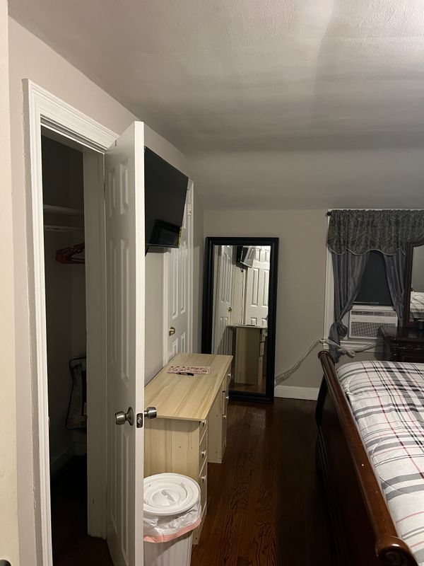 51 Temple Pl – photo 2