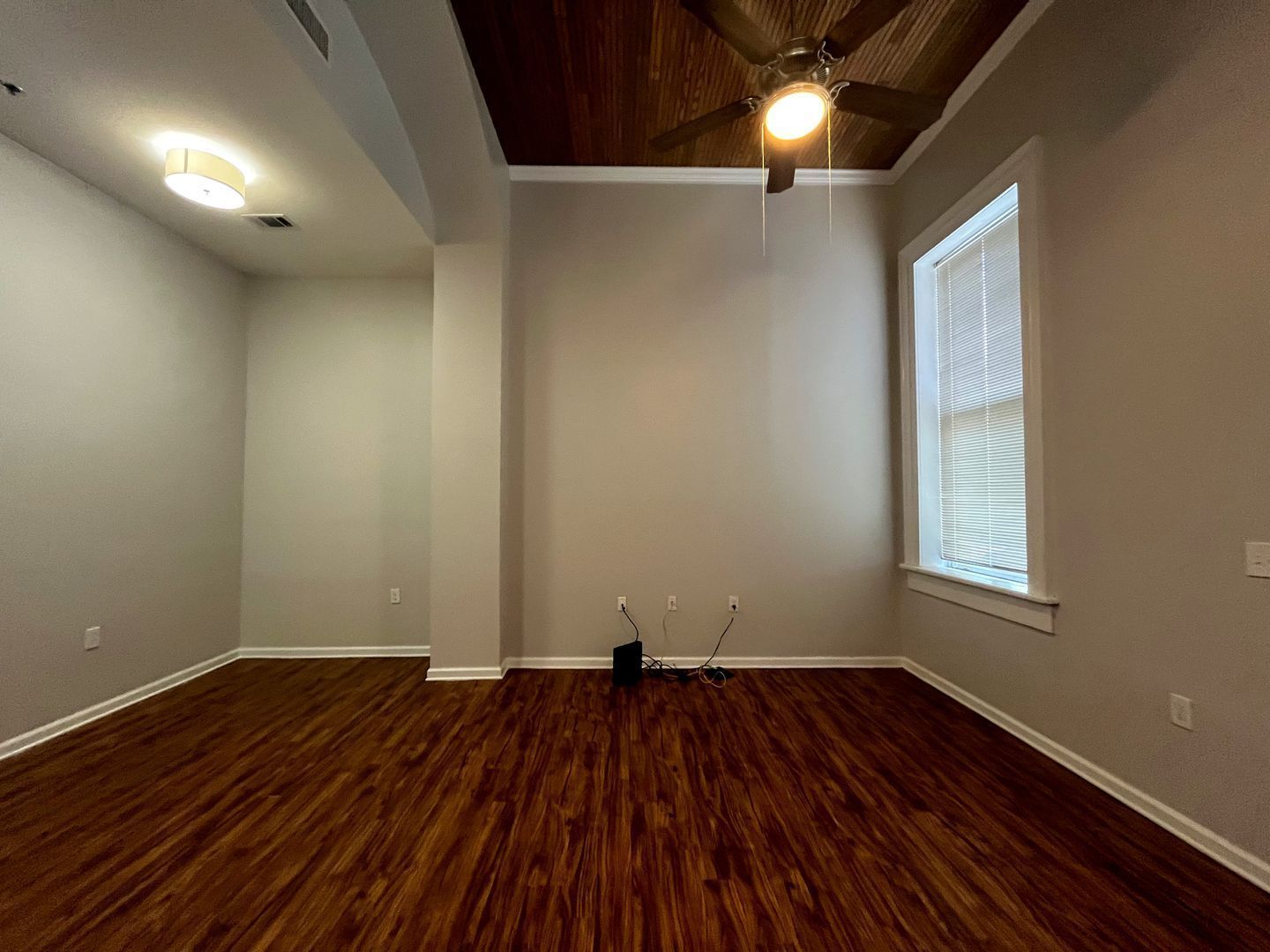 466 Poplar St unit 2 – photo 2