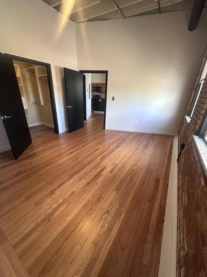 2800 Mayfield Rd – photo 3